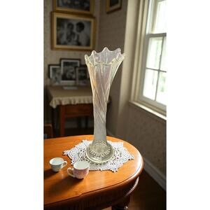 1910s Antique 11" Dugan Spiral Twisted Rib Handmade Glass Flower Vase